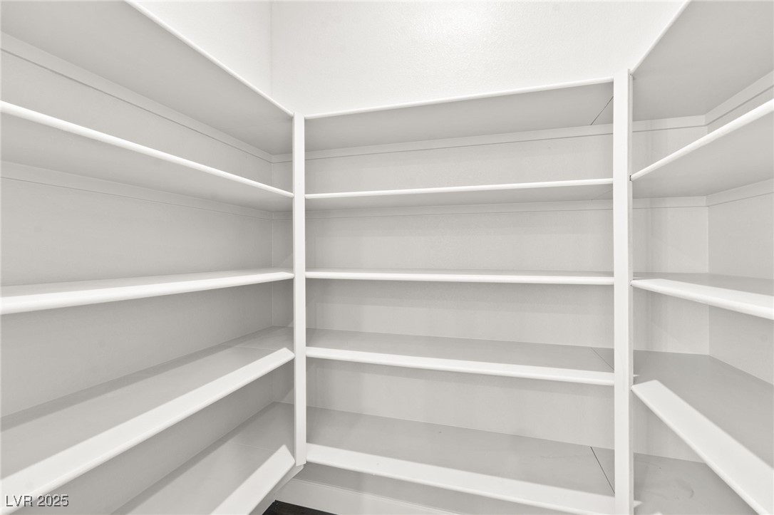 851 Klamath Springs Street