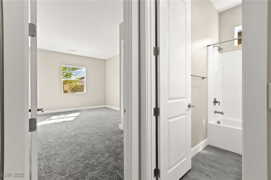 851 Klamath Springs Street