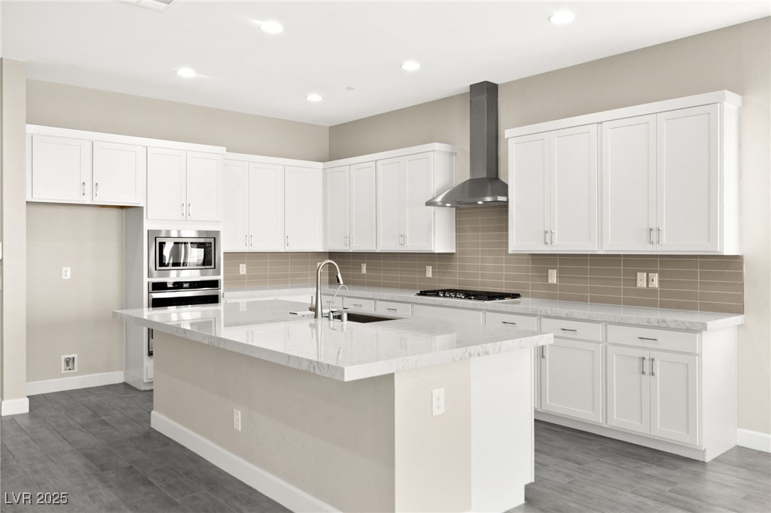 851 Klamath Springs Street