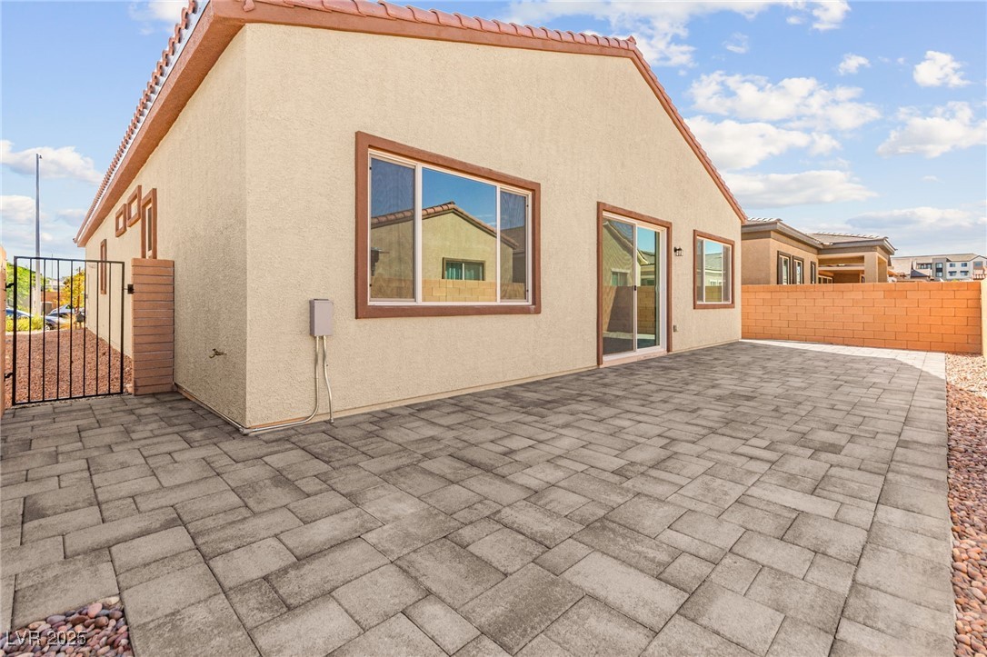 851 Klamath Springs Street