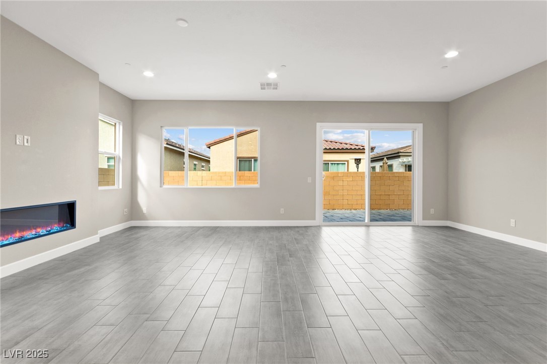 851 Klamath Springs Street