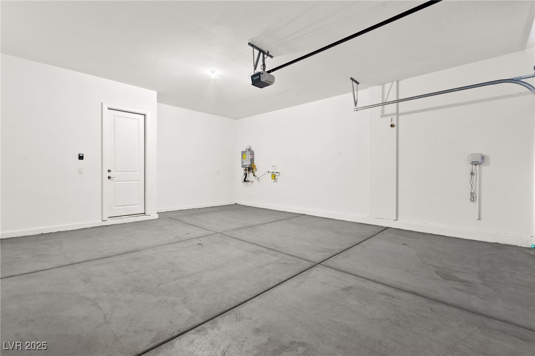 851 Klamath Springs Street