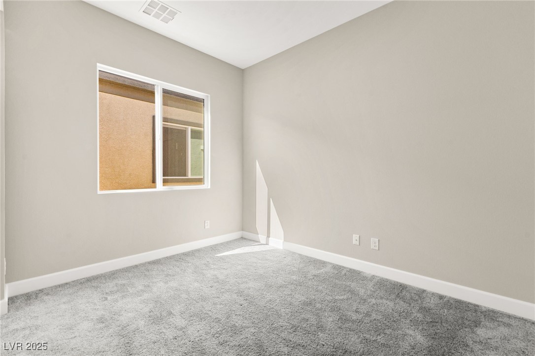 851 Klamath Springs Street