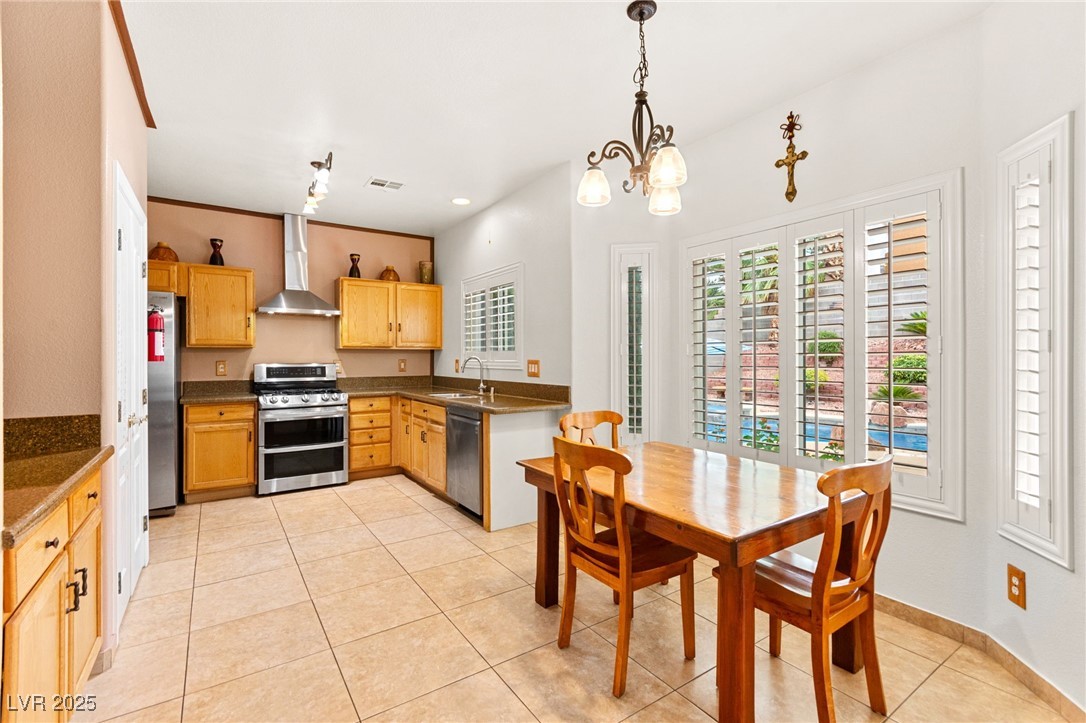 83 Saint Johns Wood Avenue