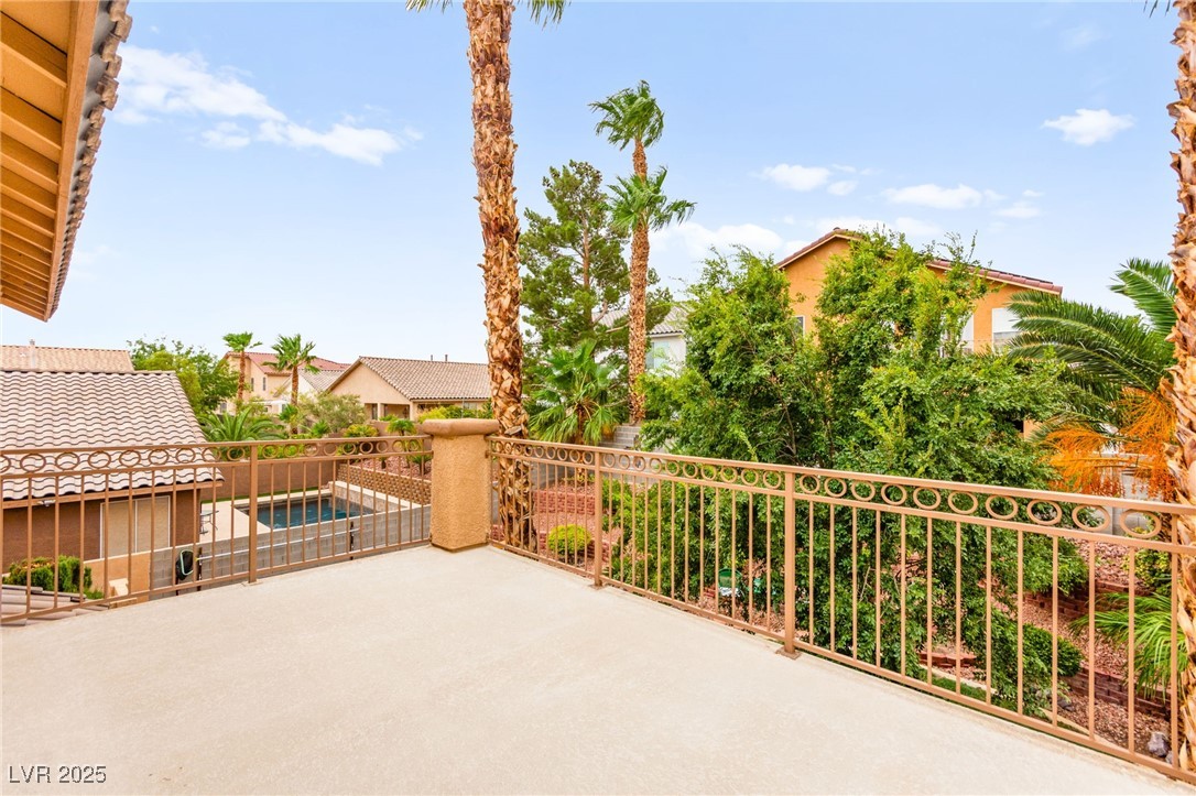 83 Saint Johns Wood Avenue