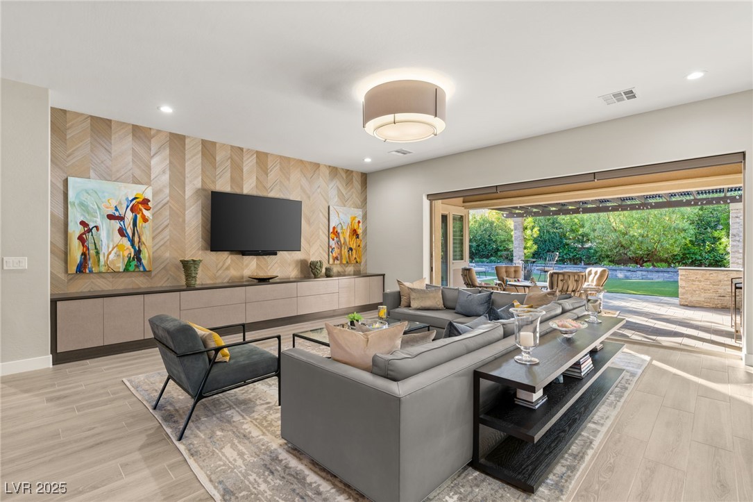 4136 San Capri Way