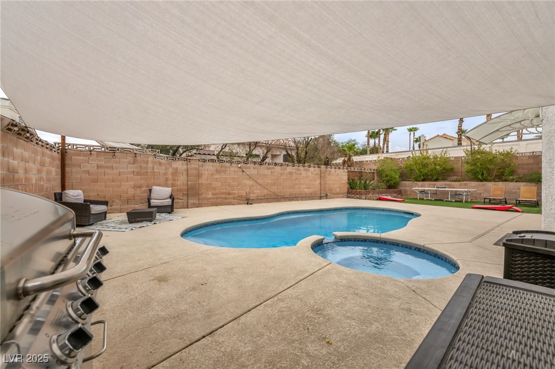 7492 Midfield Court