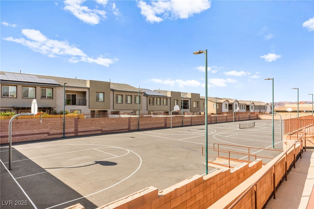 1098 Paradise Coach Drive