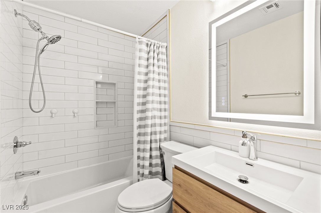 1098 Paradise Coach Drive