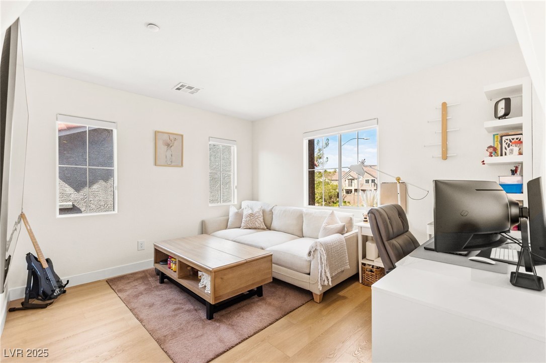 1098 Paradise Coach Drive