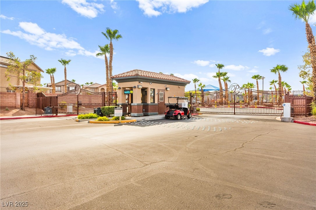 1098 Paradise Coach Drive