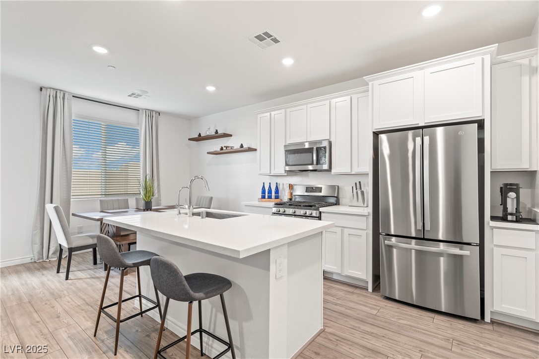 9831 Mojave Mountain Street