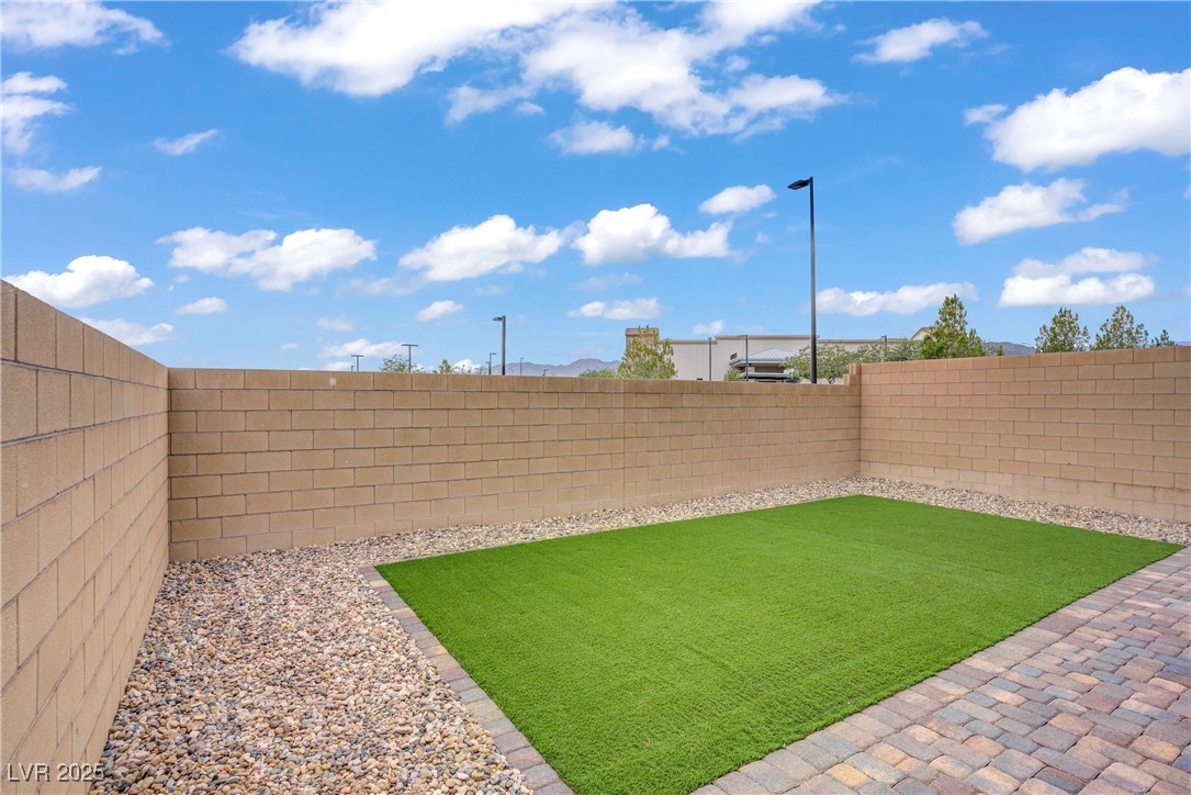 9831 Mojave Mountain Street