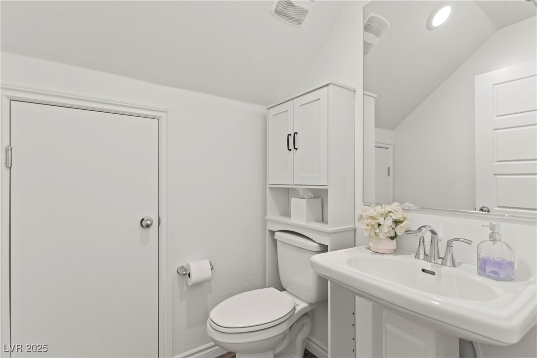 9831 Mojave Mountain Street