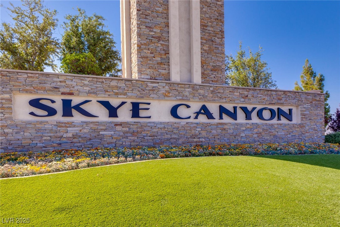 9831 Mojave Mountain Street