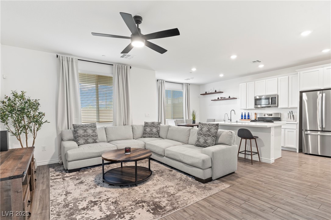 9831 Mojave Mountain Street