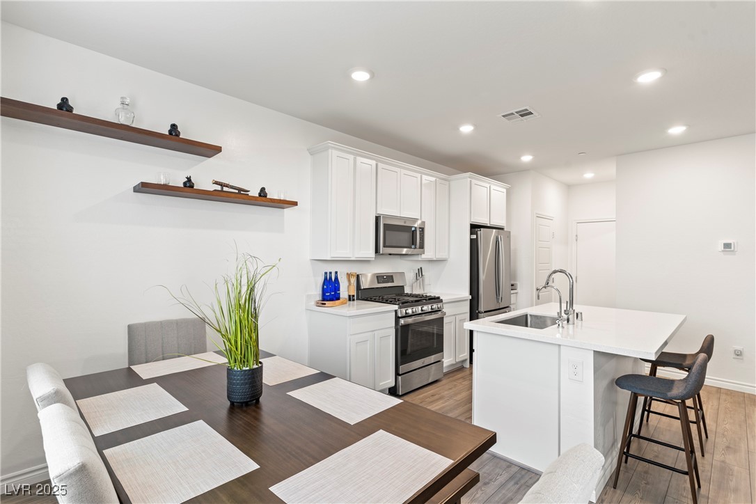 9831 Mojave Mountain Street