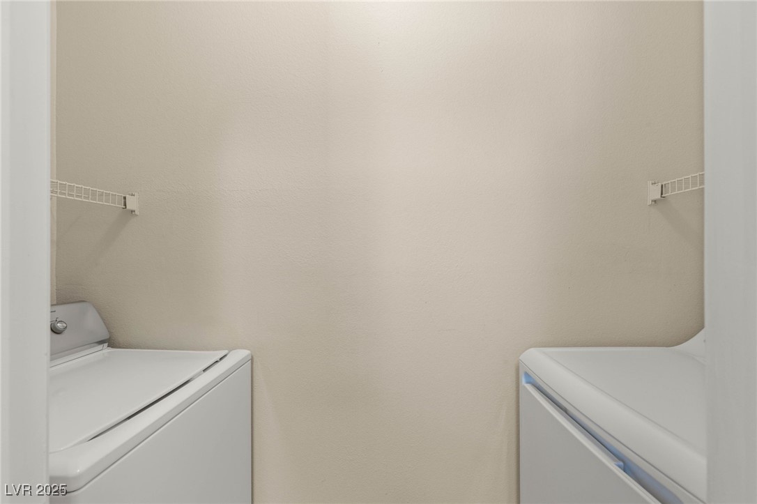 2900 Sunridge Heights Parkway 822