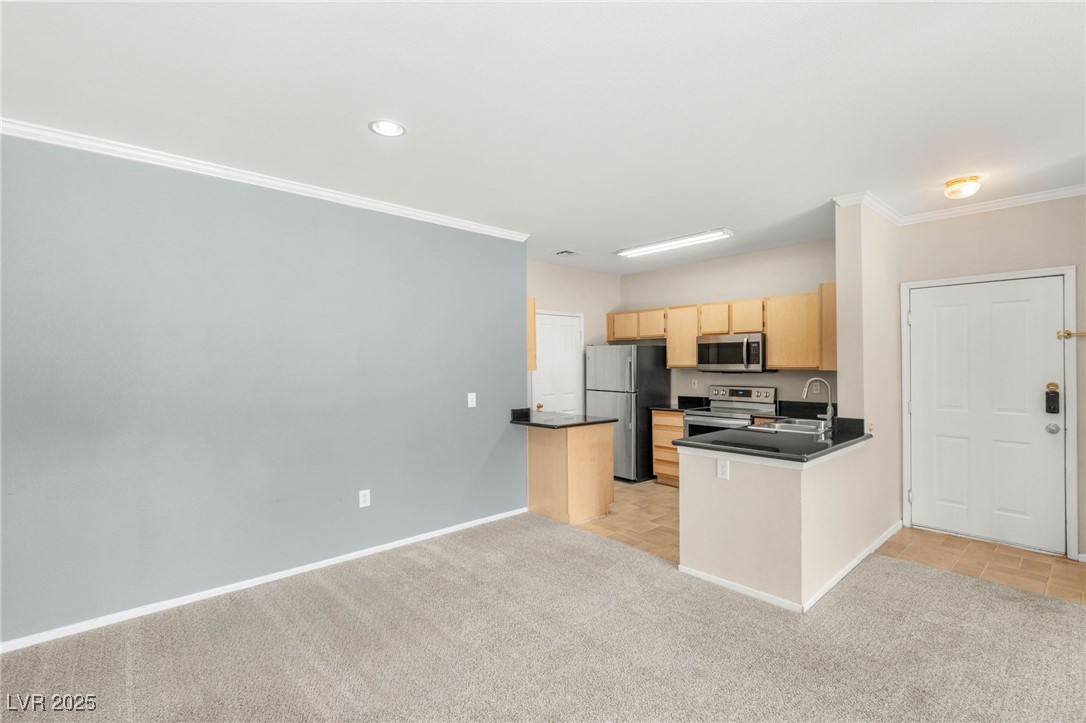 2900 Sunridge Heights Parkway 822