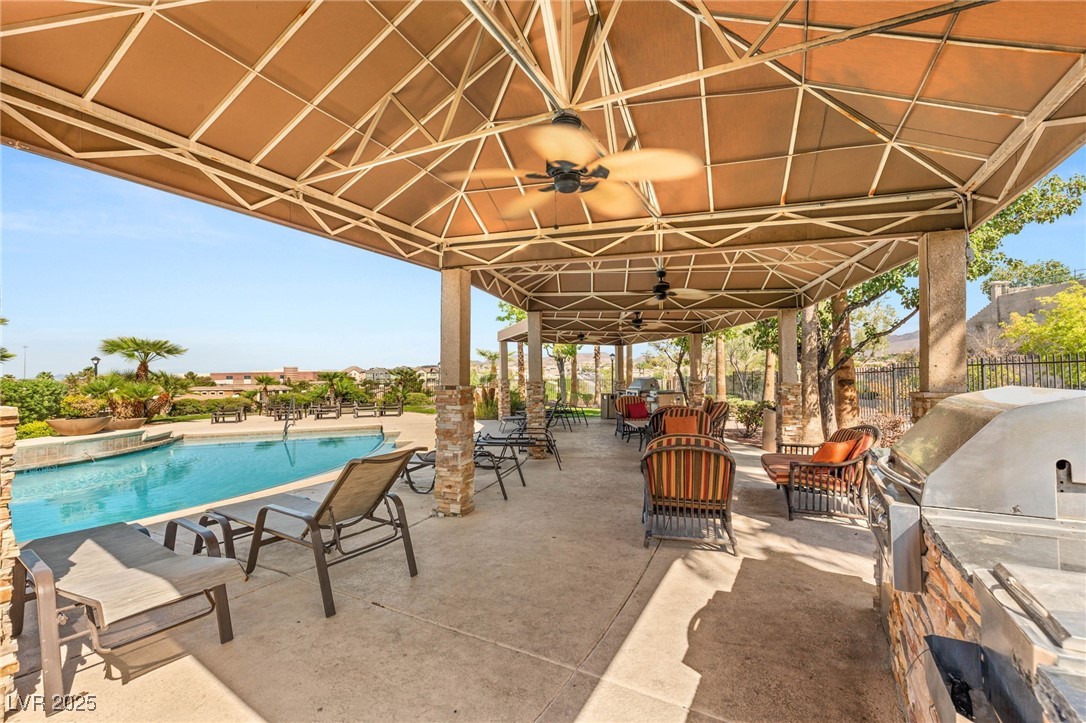 2900 Sunridge Heights Parkway 822