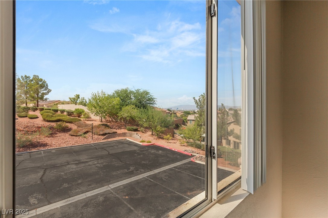 2900 Sunridge Heights Parkway 822