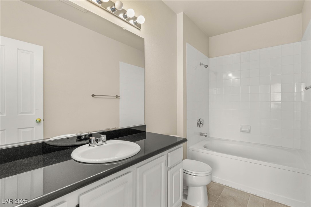 2900 Sunridge Heights Parkway 822