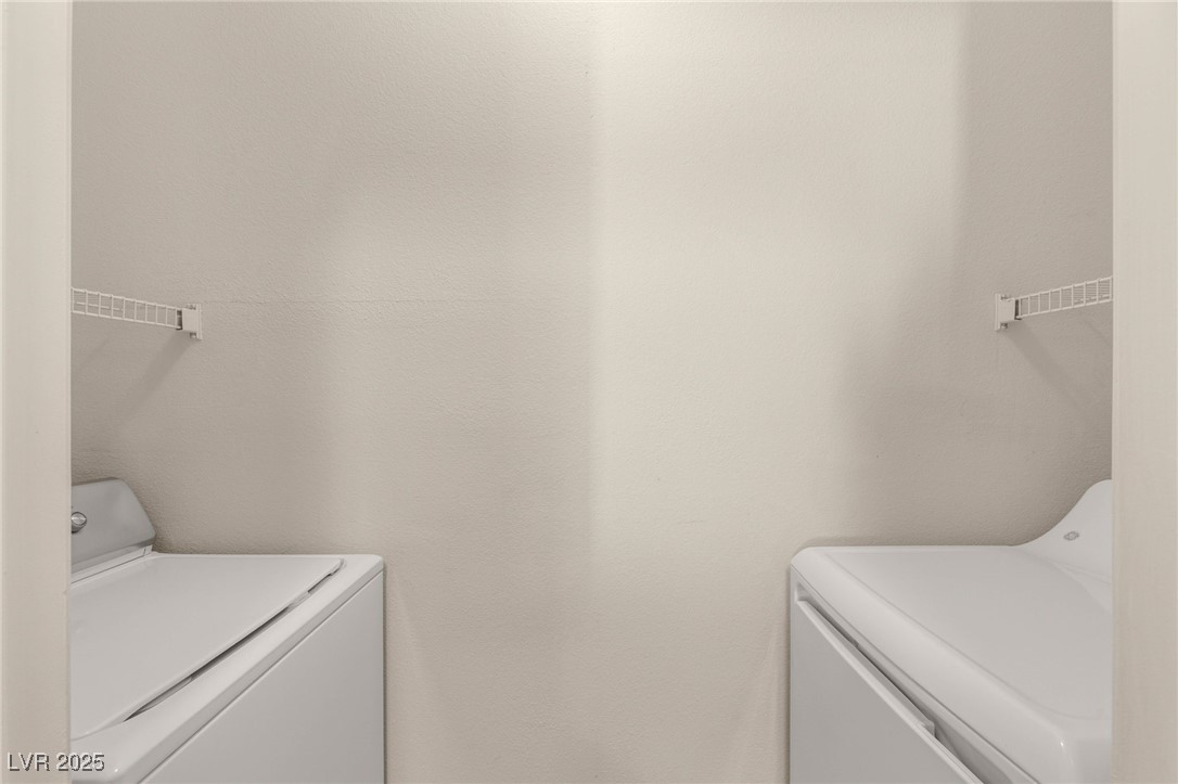 2900 Sunridge Heights Parkway 822