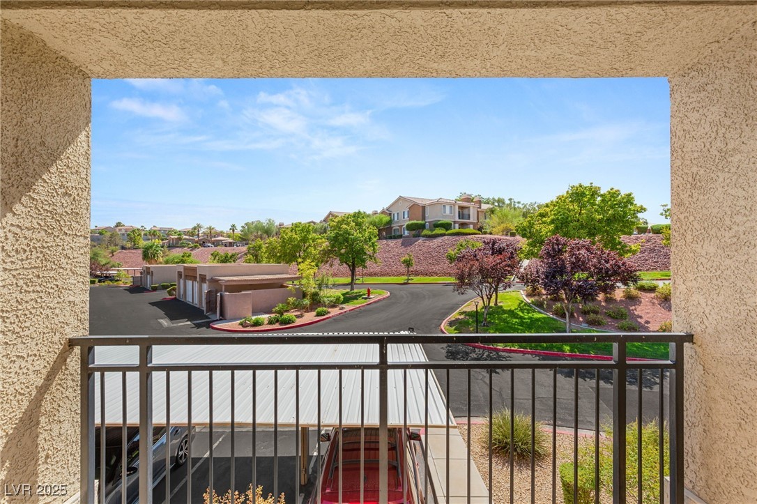 2900 Sunridge Heights Parkway 822