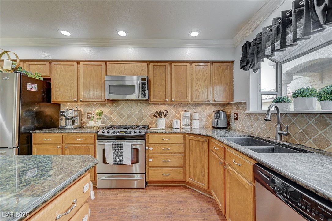 7533 Drazel Way