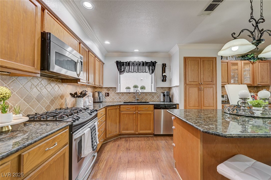 7533 Drazel Way