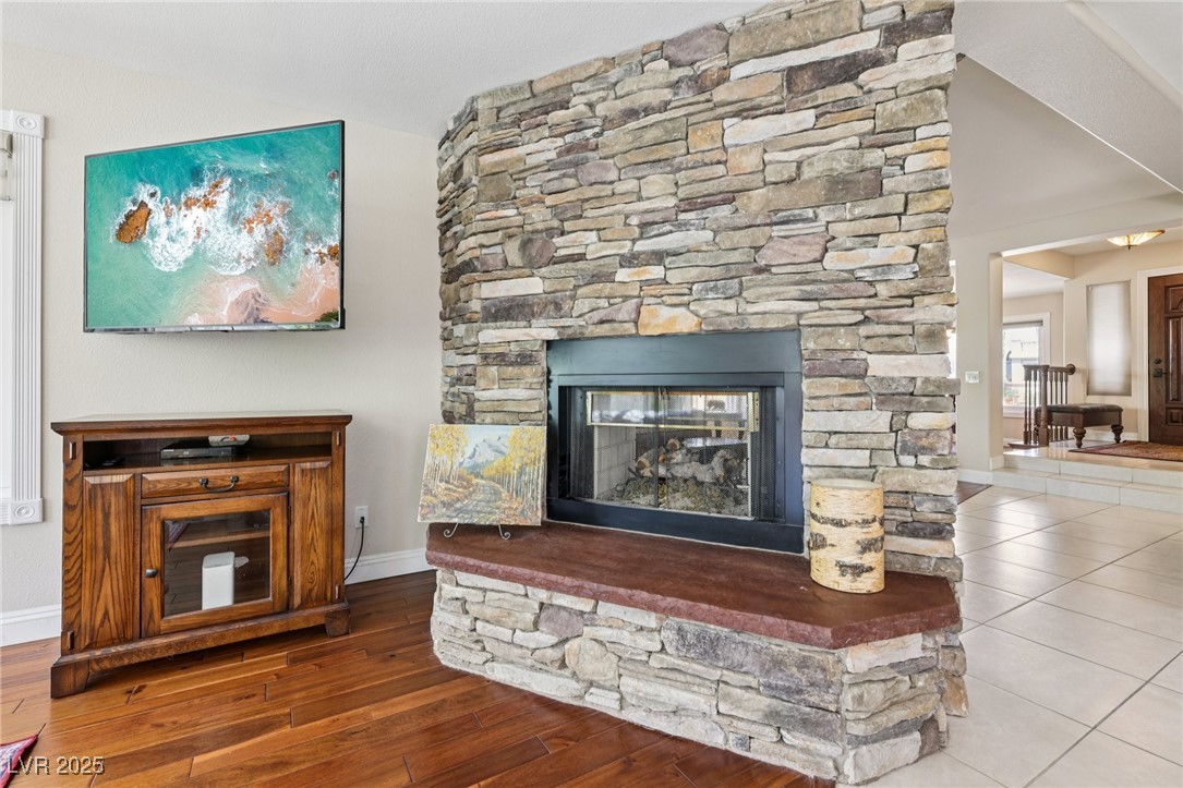 8221 Hollow Wharf Drive