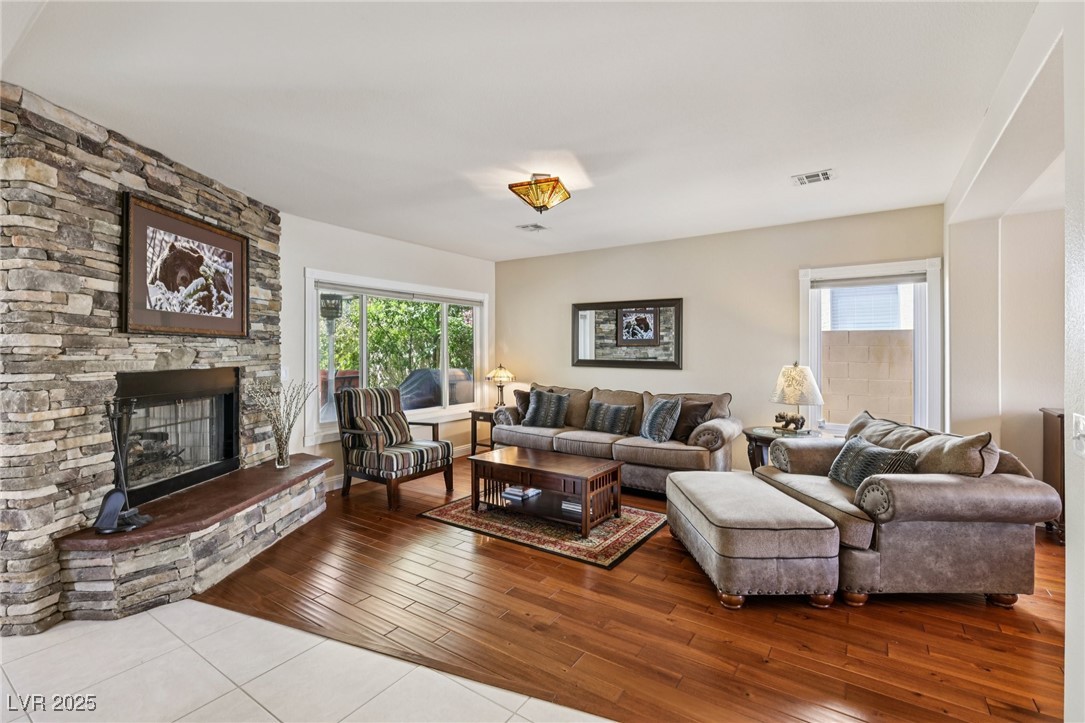 8221 Hollow Wharf Drive