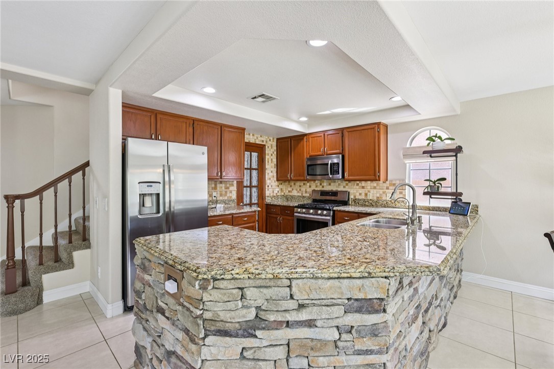 8221 Hollow Wharf Drive