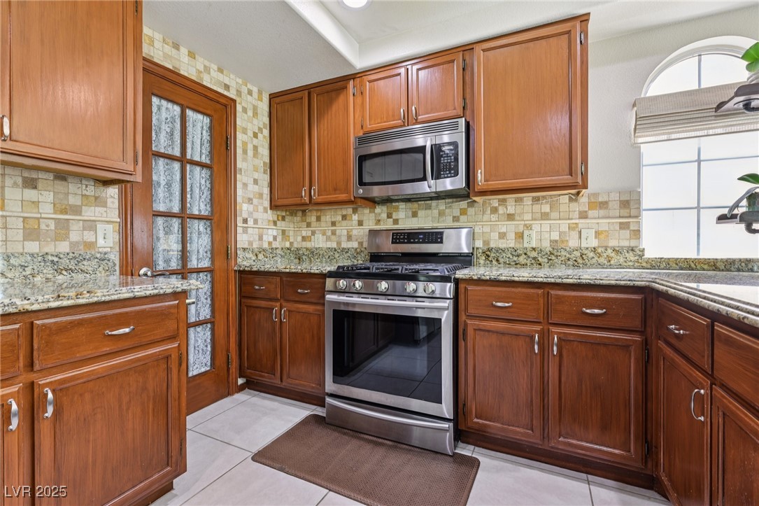 8221 Hollow Wharf Drive