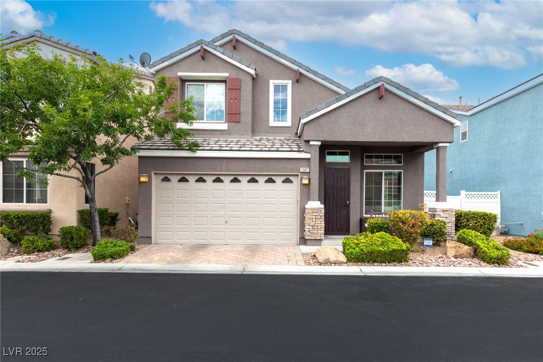 7597 Aspen Color Street