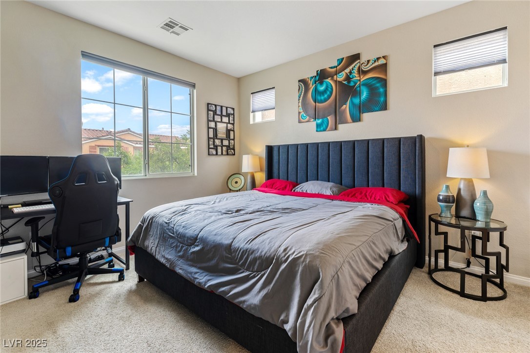 7597 Aspen Color Street