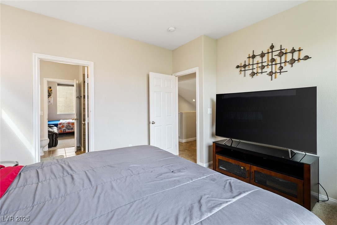 7597 Aspen Color Street