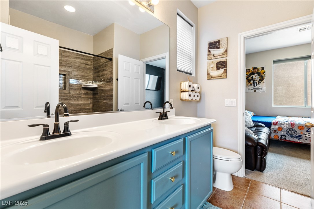 7597 Aspen Color Street