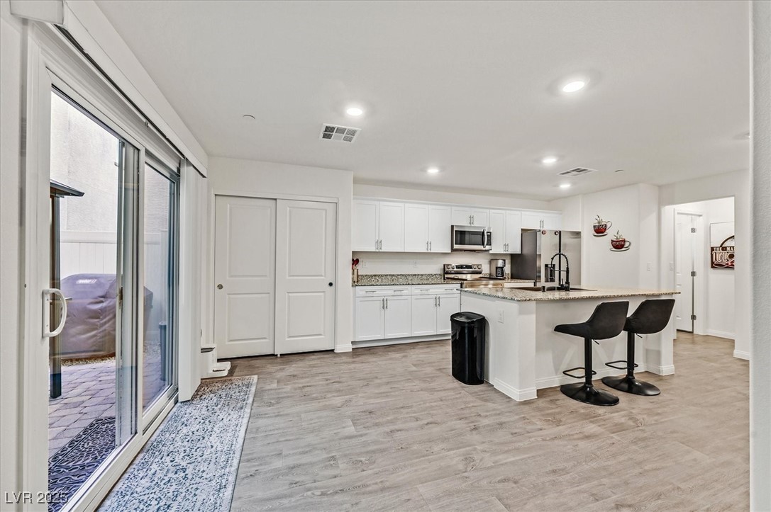 6867 Evening Orchid Street