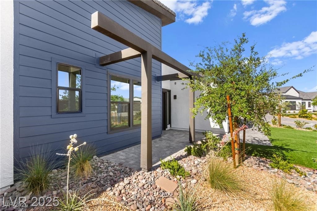 6385 Leeland Court
