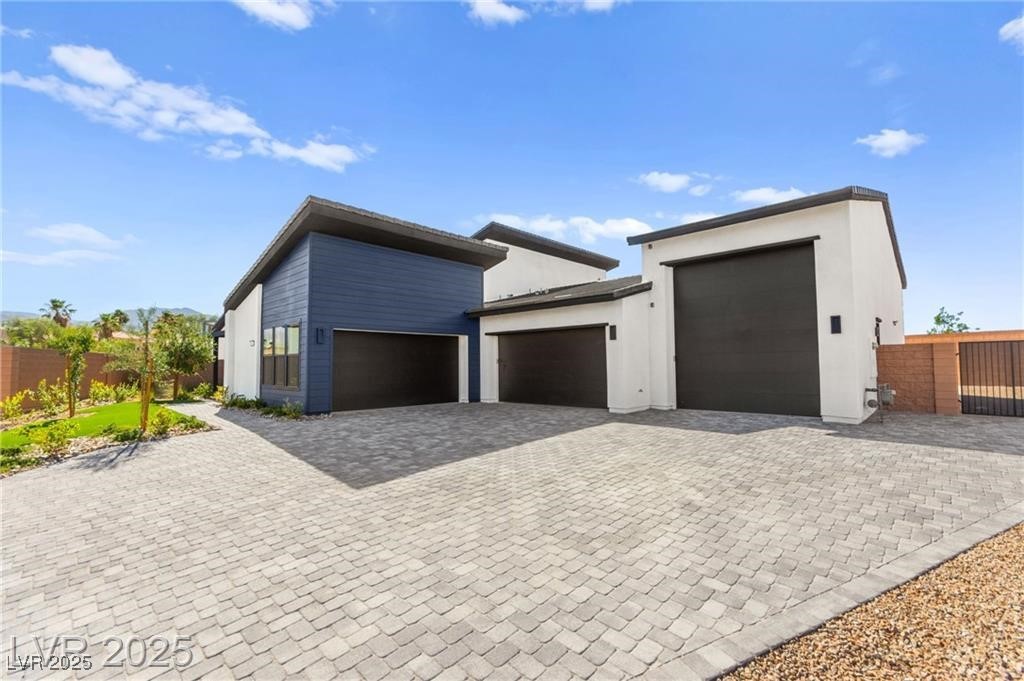6385 Leeland Court