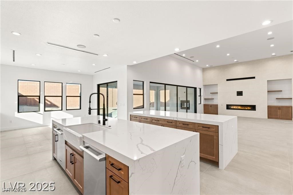 6385 Leeland Court