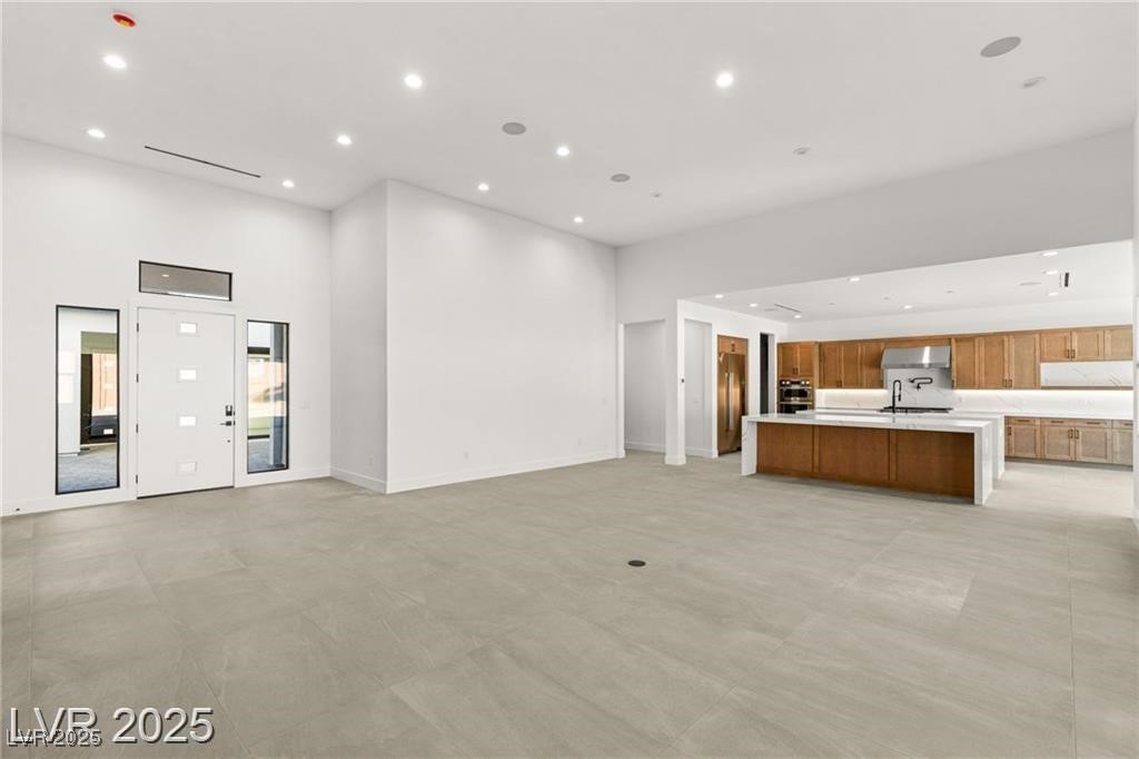 6385 Leeland Court