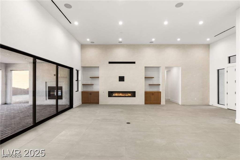 6385 Leeland Court