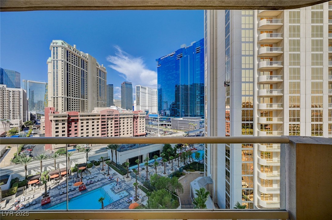 135 East Harmon Avenue 817