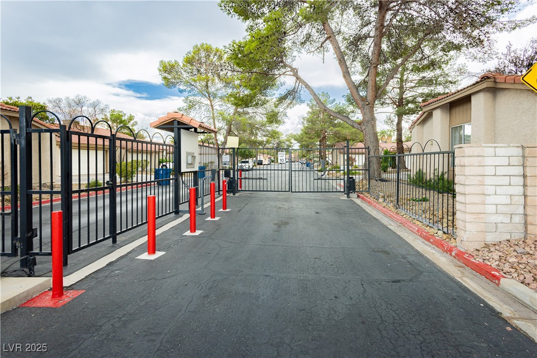 3619 Edinburgh Drive