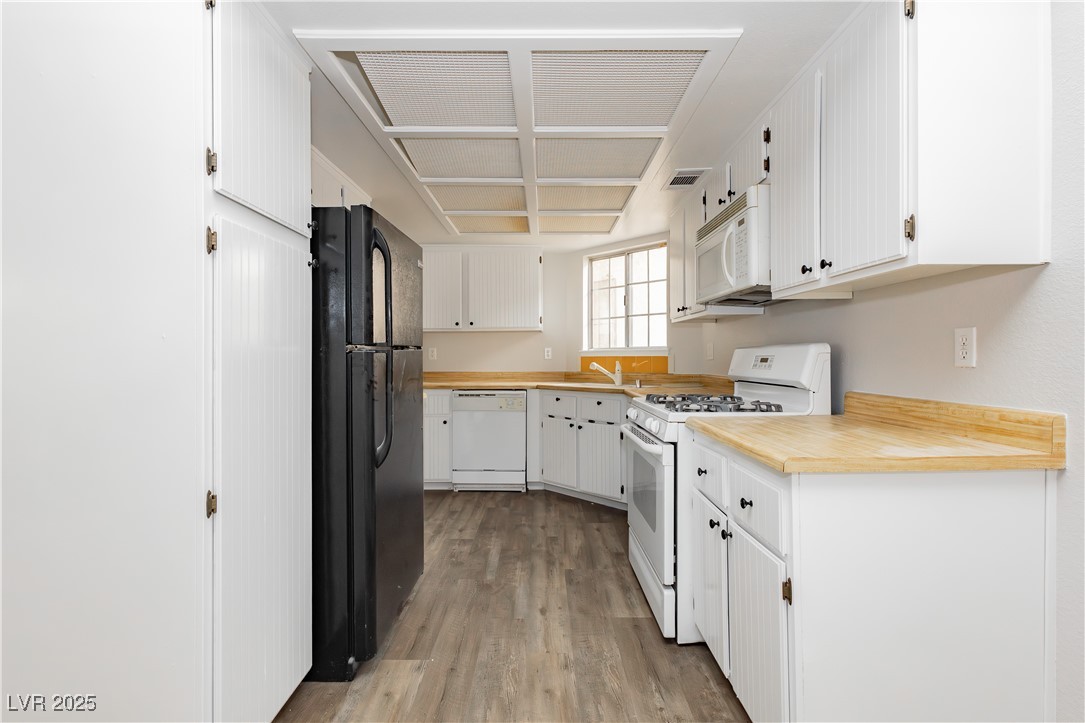 3619 Edinburgh Drive