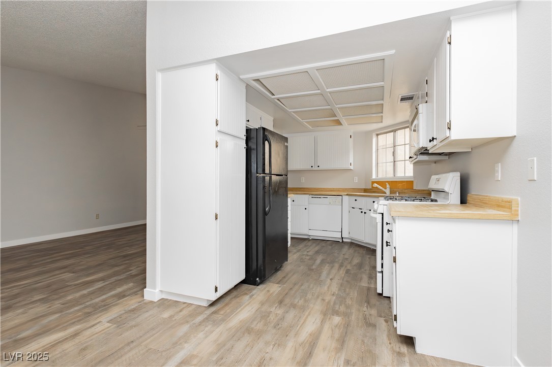 3619 Edinburgh Drive