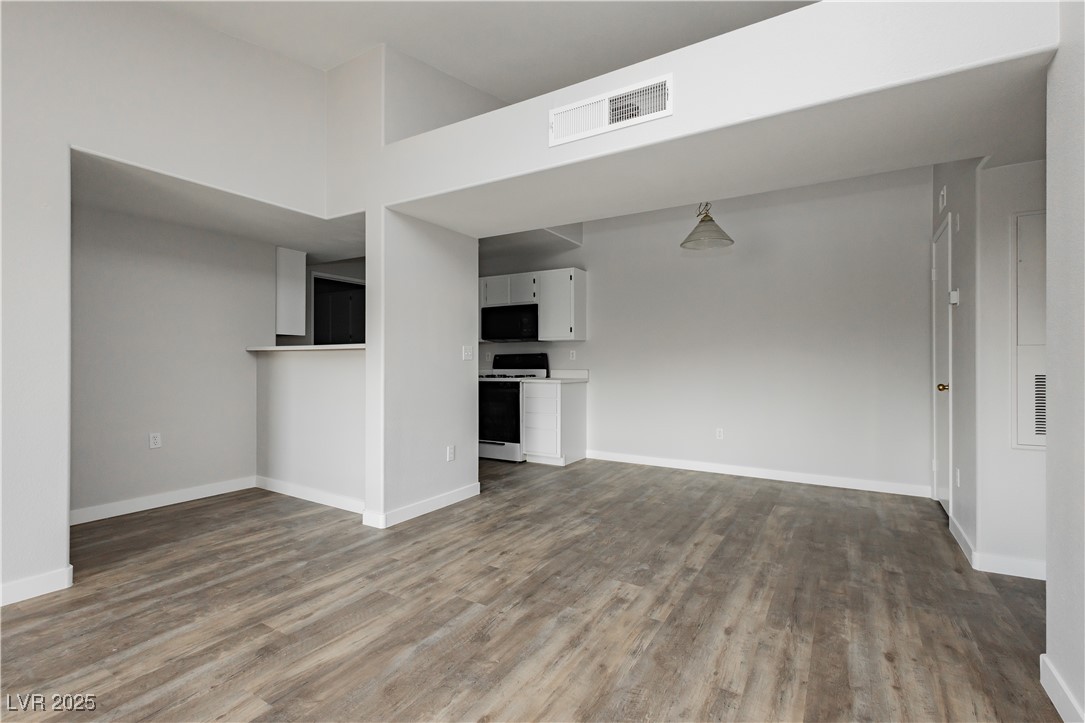 7885 West Flamingo Road 2153