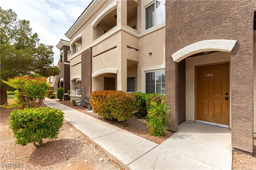 9303 Gilcrease Avenue 1215